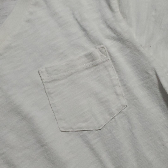 GAP Top - Picture 2 of 4